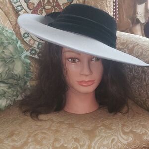 VNTG Whittall & Shon Large Velour Hat